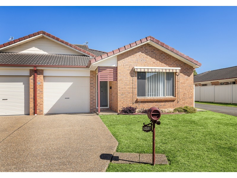 2/15 Shearwater Bvd,, Albion Park Rail NSW 2527