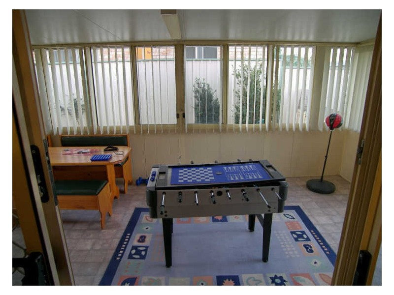 14 Downes Drive, Albion Park NSW 2527