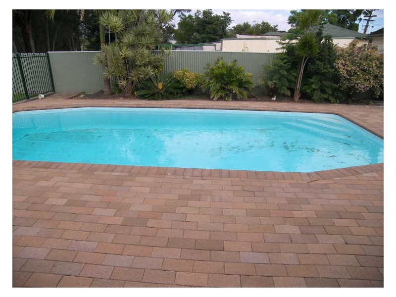 90 Koona Street, Albion Park Rail NSW 2527