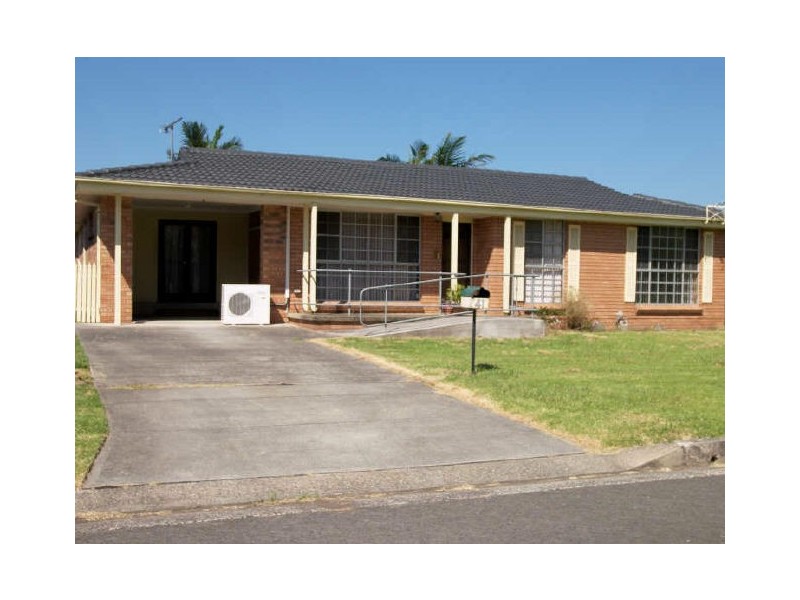 41 Poplar Avenue, Albion Park Rail NSW 2527