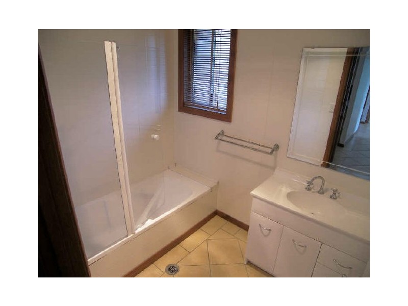 63 Tongarra Road, Albion Park Rail NSW 2527