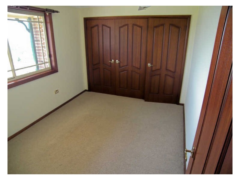 25 Severn Place, Albion Park NSW 2527