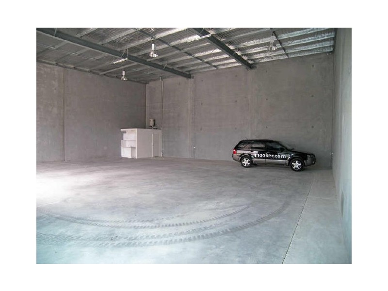 4/60-64 Princes Highway, Yallah NSW 2530