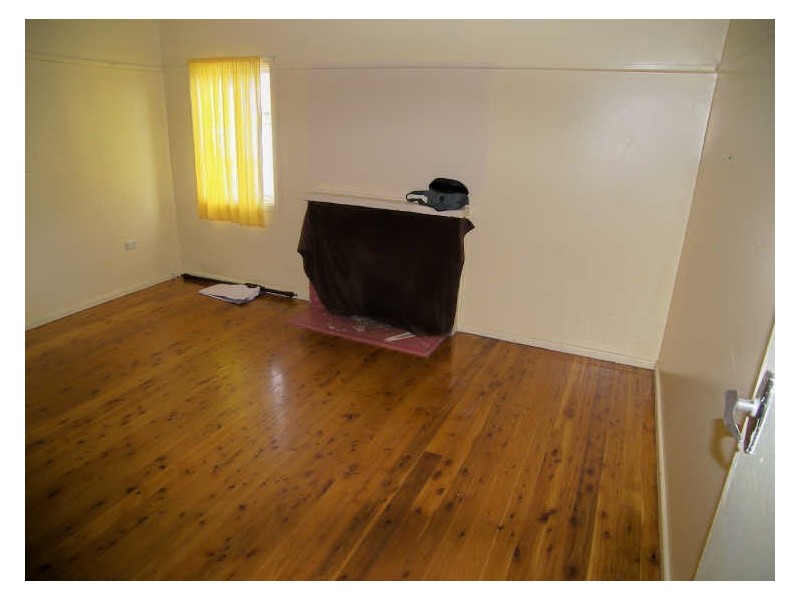 13 Antrim Avenue, Warilla NSW 2528