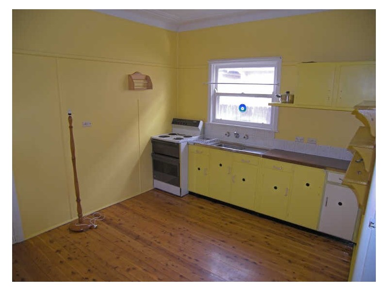 13 Antrim Avenue, Warilla NSW 2528