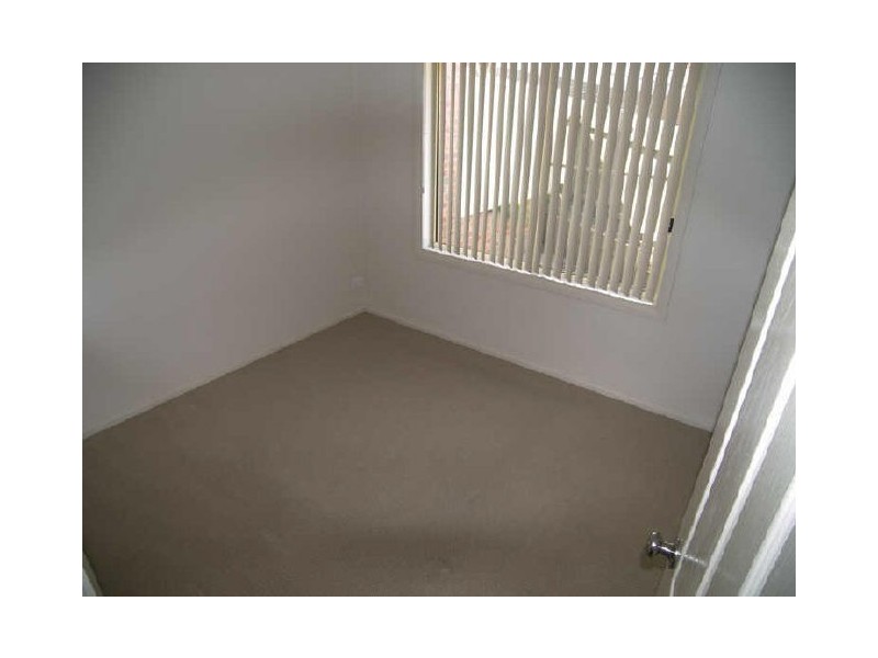 2/6 Serrata Place, Cordeaux Heights NSW 2526