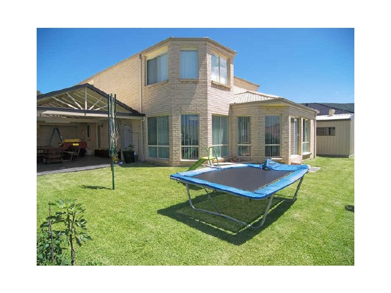 13 Shannon Drive, Albion Park NSW 2527