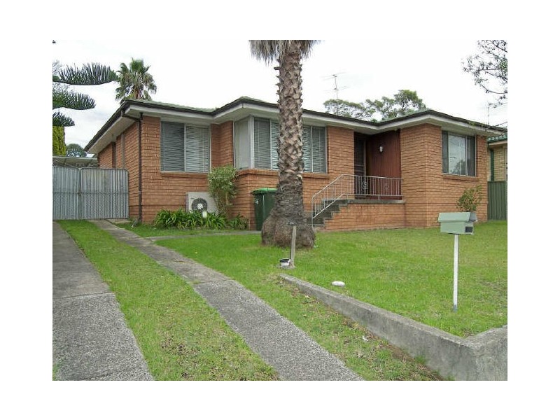 155 Lake Entrance Rd, Barrack Heights NSW 2528