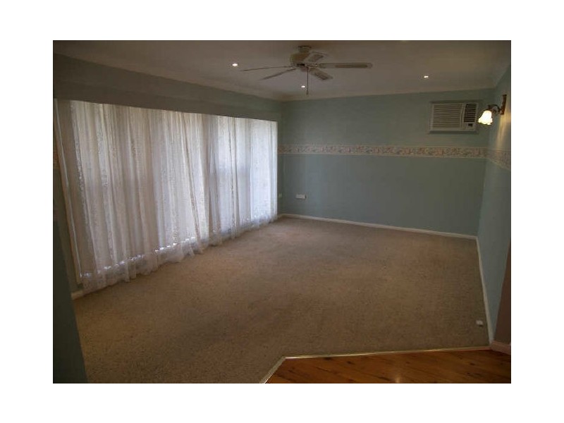 12 Gumnut Street, Albion Park Rail NSW 2527