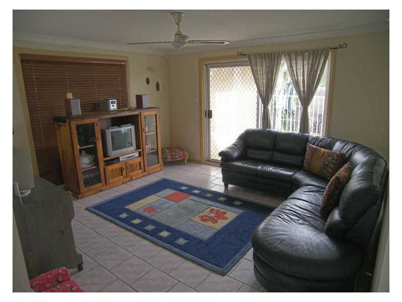 36 Shearwater Boulevard, Albion Park Rail NSW 2527