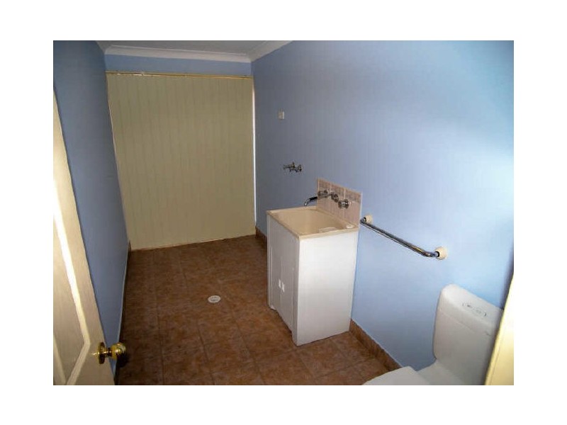 7 Colville St, Flinders NSW 2529