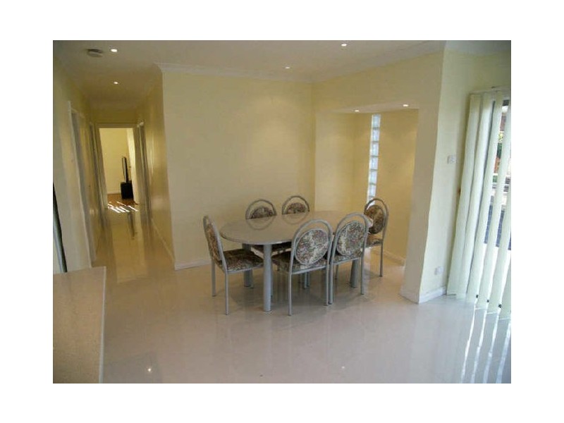 12 O’Donnell Drive, Figtree NSW 2525