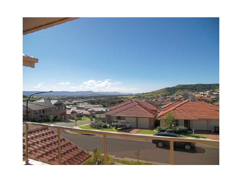 2/26 Darling Drive, Albion Park NSW 2527