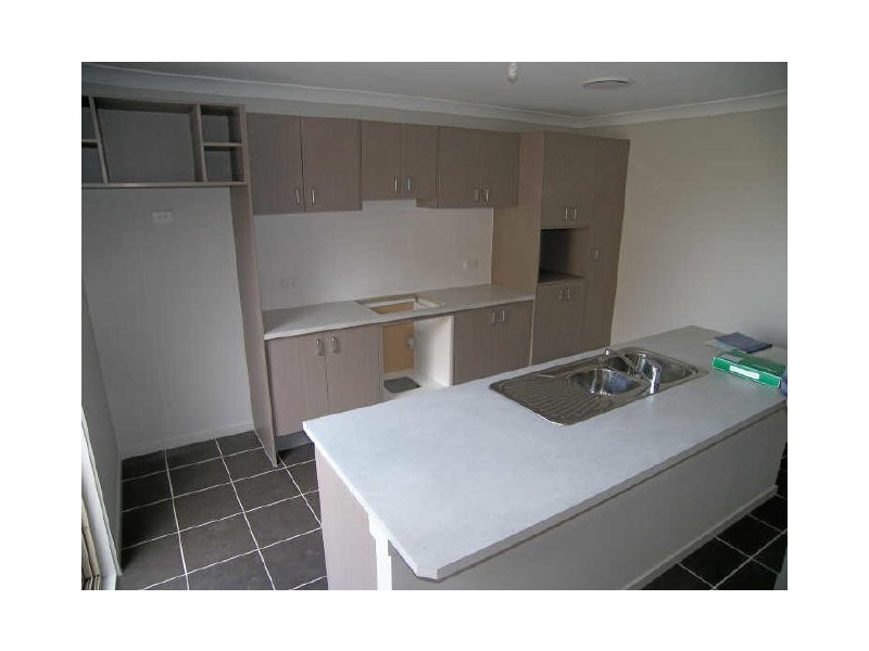 L17 Bendoura Crescent, Flinders NSW 2529