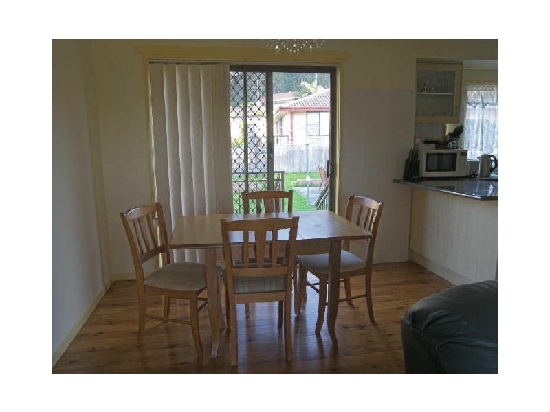 176 Captain Cook Drive, Barrack Heights NSW 2528