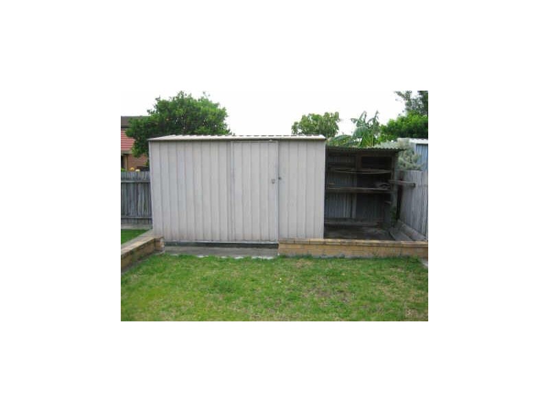 176 Captain Cook Drive, Barrack Heights NSW 2528