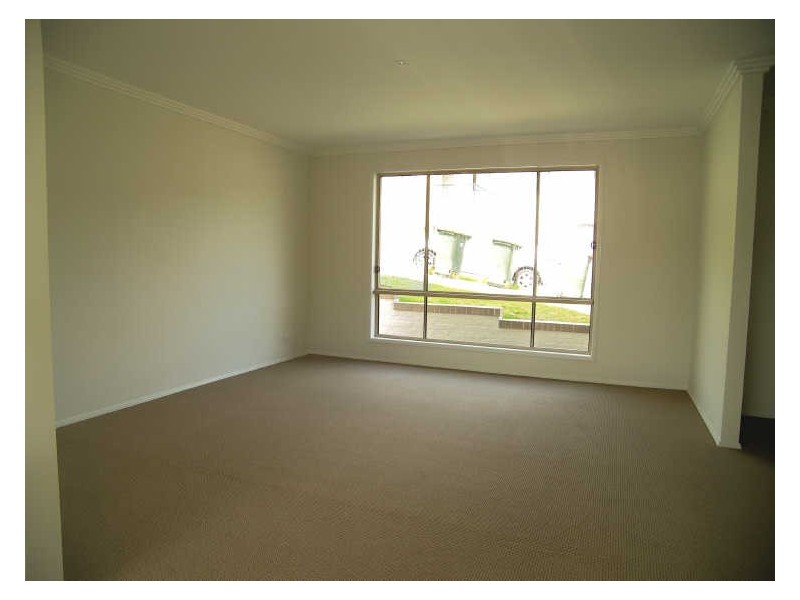 1/13 Danjerra Drive, Albion Park NSW 2527