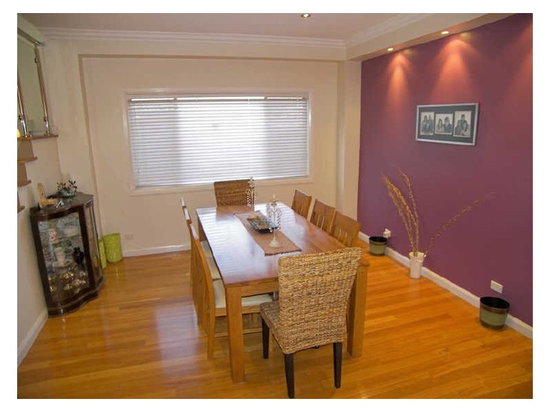 107 Deakin Street, Oak Flats NSW 2529