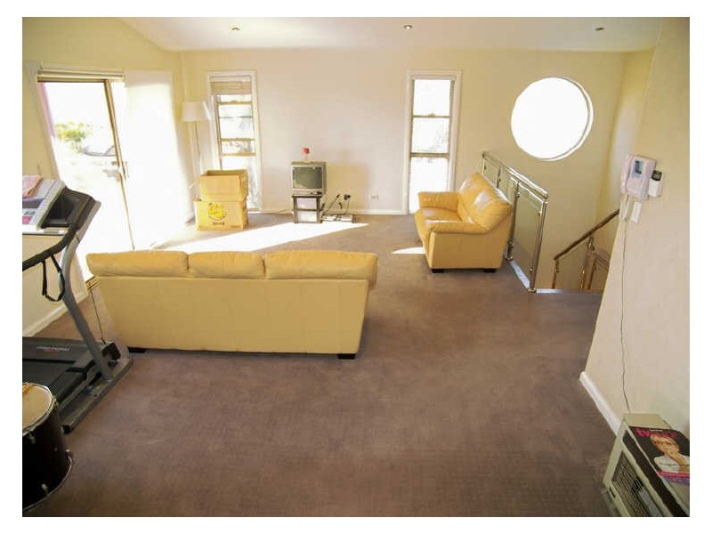 107 Deakin Street, Oak Flats NSW 2529