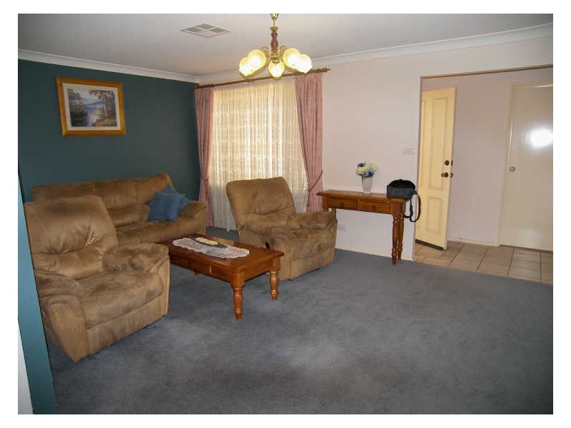 20 Hazelton Drive, Albion Park NSW 2527