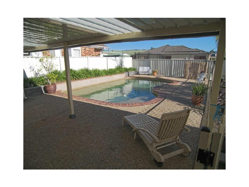 133 Church Street, Albion Park NSW 2527