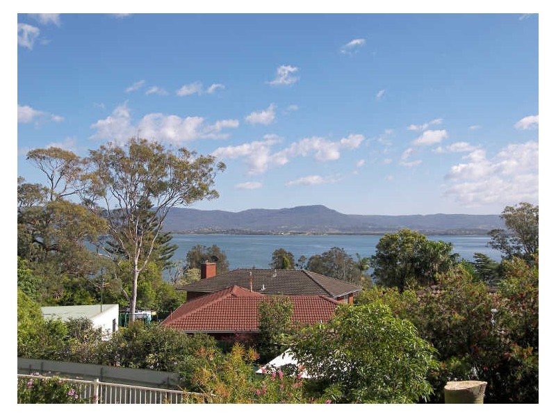 142 Landy Drive, Mount Warrigal NSW 2528