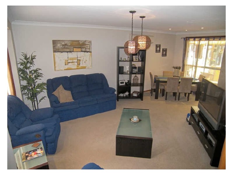 5 Ribbonwood Place, Albion Park Rail NSW 2527