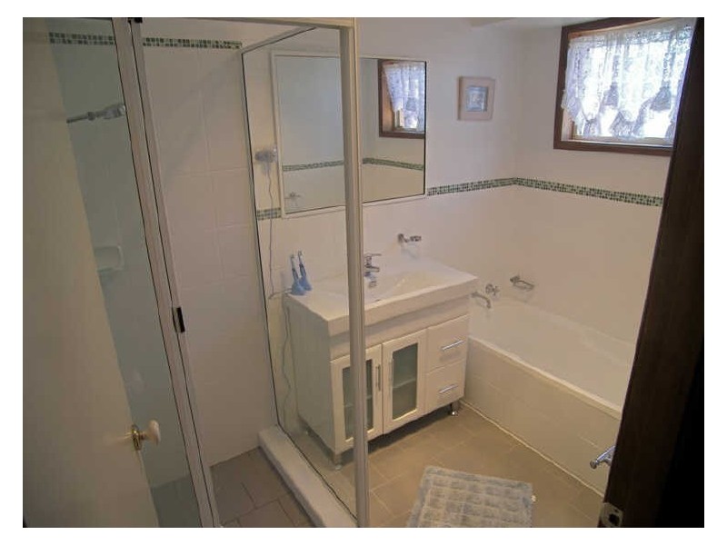 5 Ribbonwood Place, Albion Park Rail NSW 2527