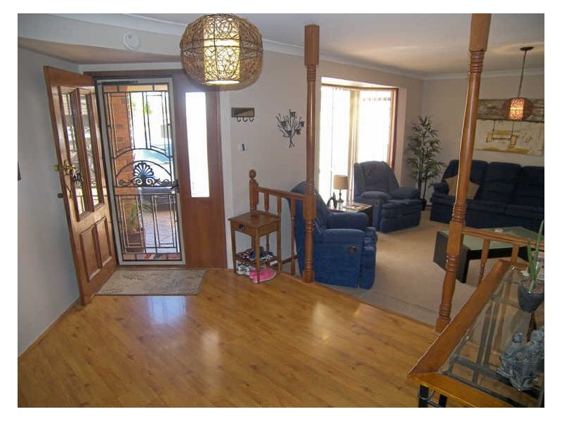 5 Ribbonwood Place, Albion Park Rail NSW 2527