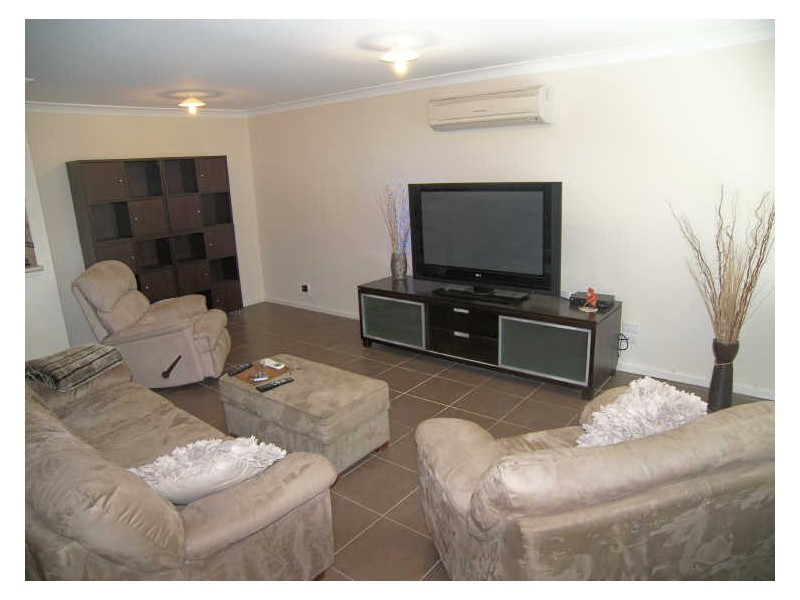 11 Goonyella Grove, Albion Park NSW 2527