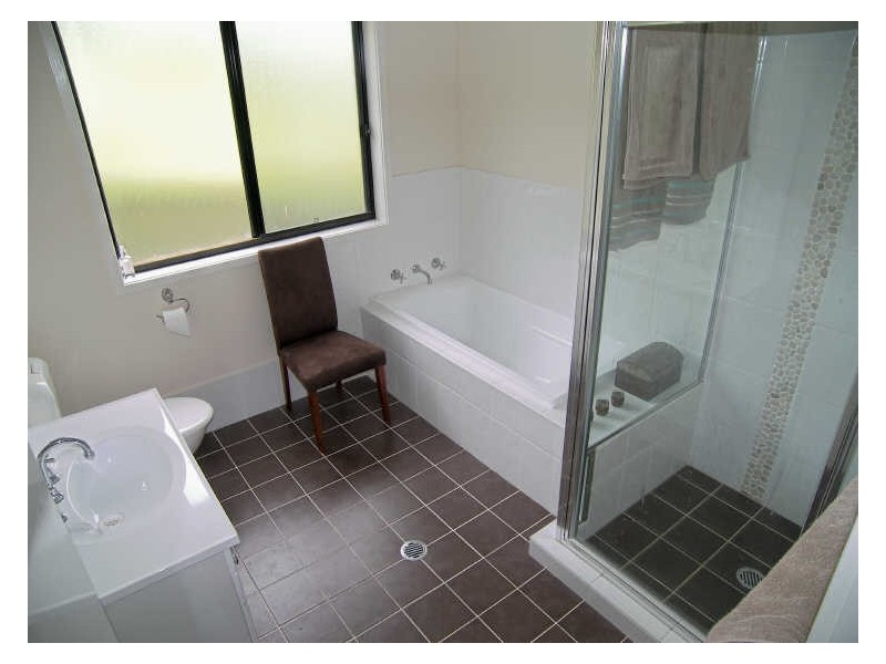 11 Goonyella Grove, Albion Park NSW 2527