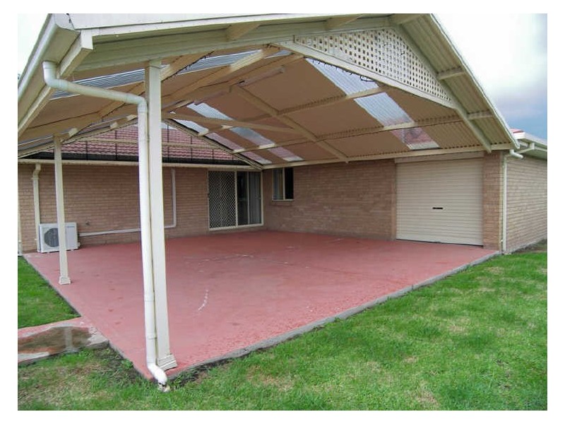 131 Ashburton Drive, Albion Park NSW 2527