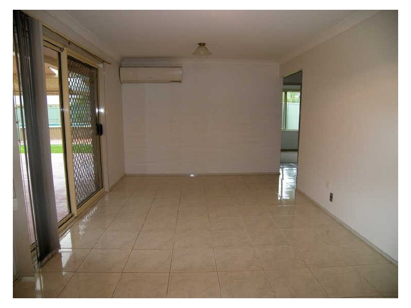 131 Ashburton Drive, Albion Park NSW 2527
