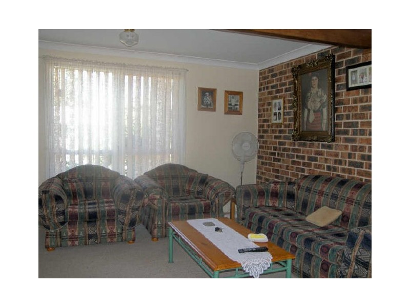2/10 Wallaroo Drive, Blackbutt NSW 2529