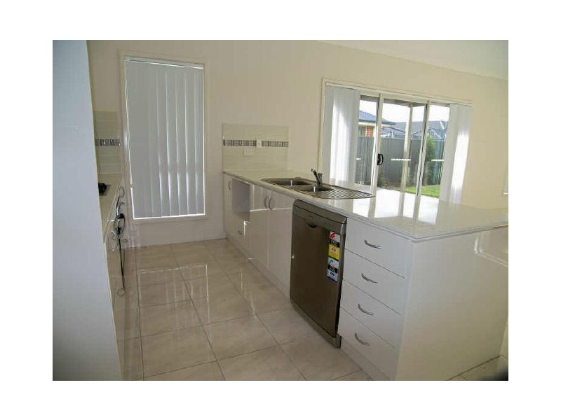 17 Waterview Drive, Haywards Bay NSW 2530