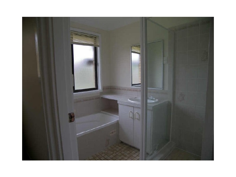 13 Burdekin Drive, Albion Park NSW 2527