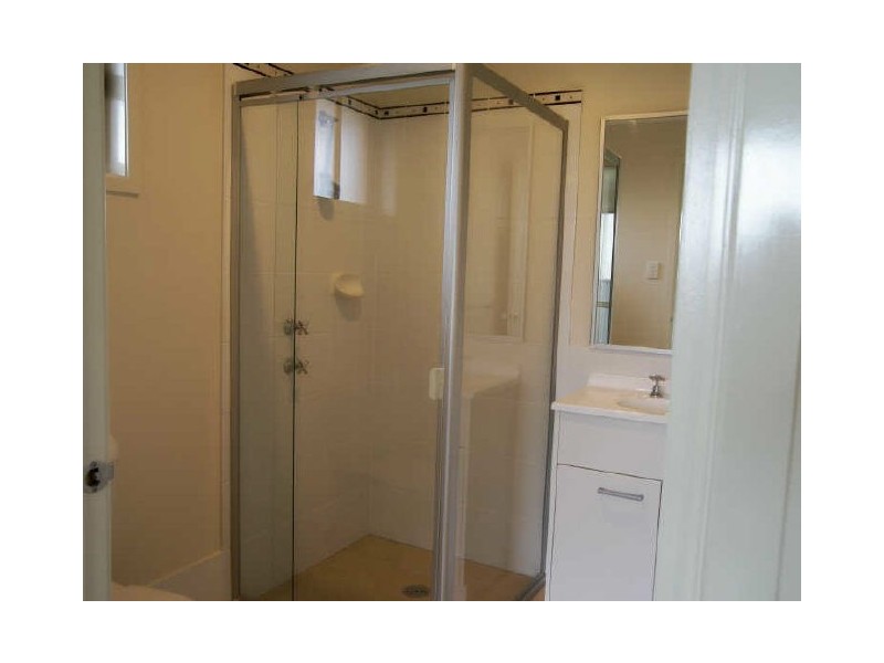 140 Haywards Bay Drive, Haywards Bay NSW 2530
