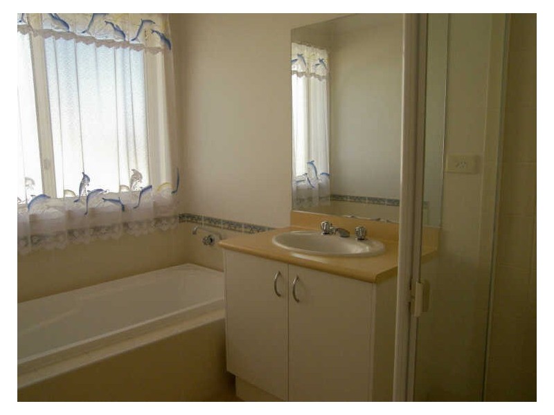 6 Adam Murray Way, Flinders NSW 2529