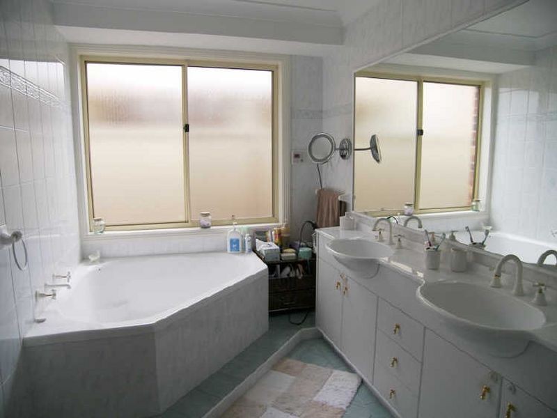50 Stubbs Road, Albion Park NSW 2527
