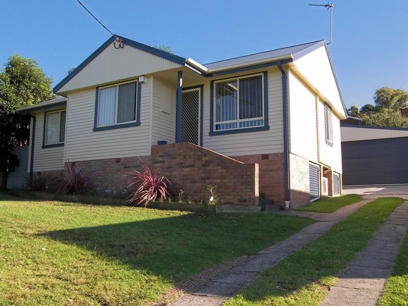 18 Hardwick Crescent, Mount Warrigal NSW 2528