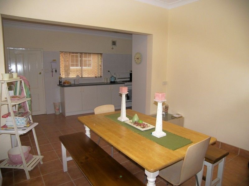 41 Eastern Avenue, Mangerton NSW 2500