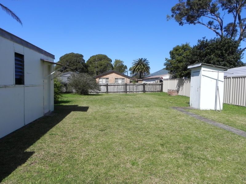 6 Windang Street, Albion Park Rail NSW 2527