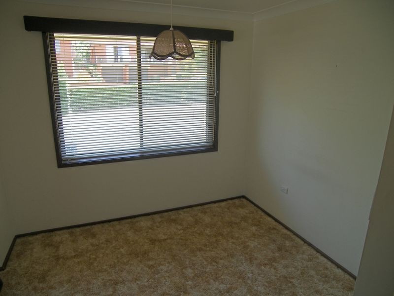 2 Fitzroy Place, Barrack Heights NSW 2528