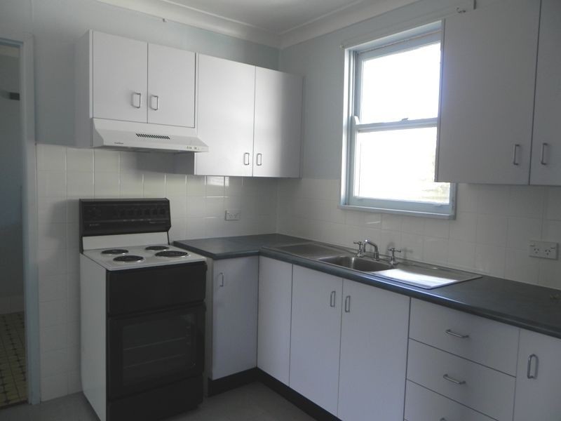 19 Woodfull Street, Warilla NSW 2528