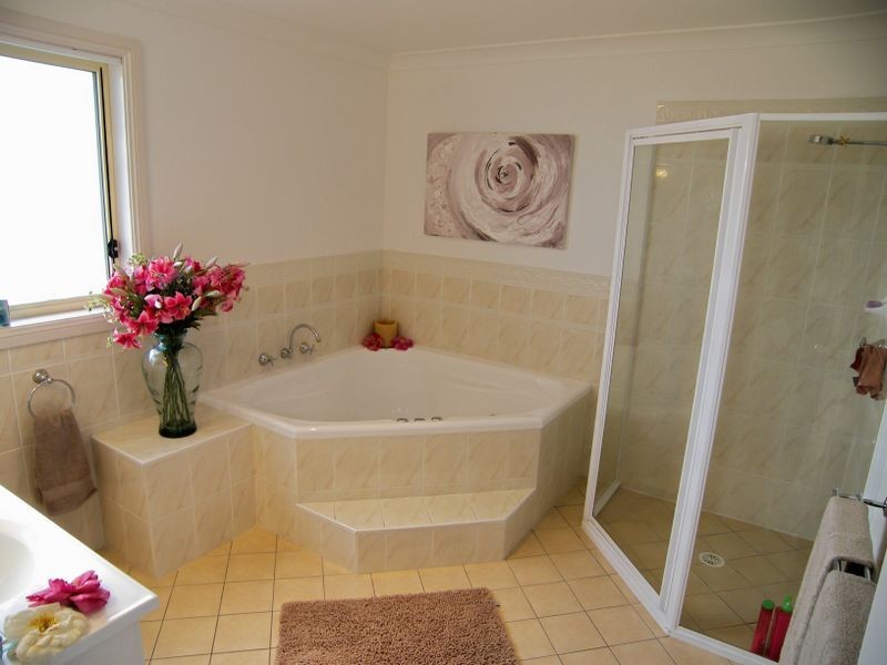 7 Yarle Crescent, Flinders NSW 2529