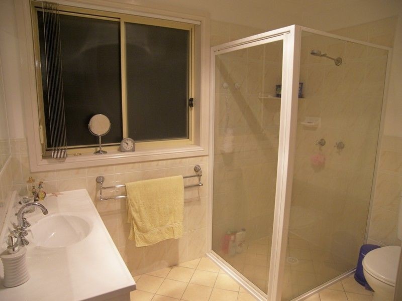 7 Yarle Crescent, Flinders NSW 2529