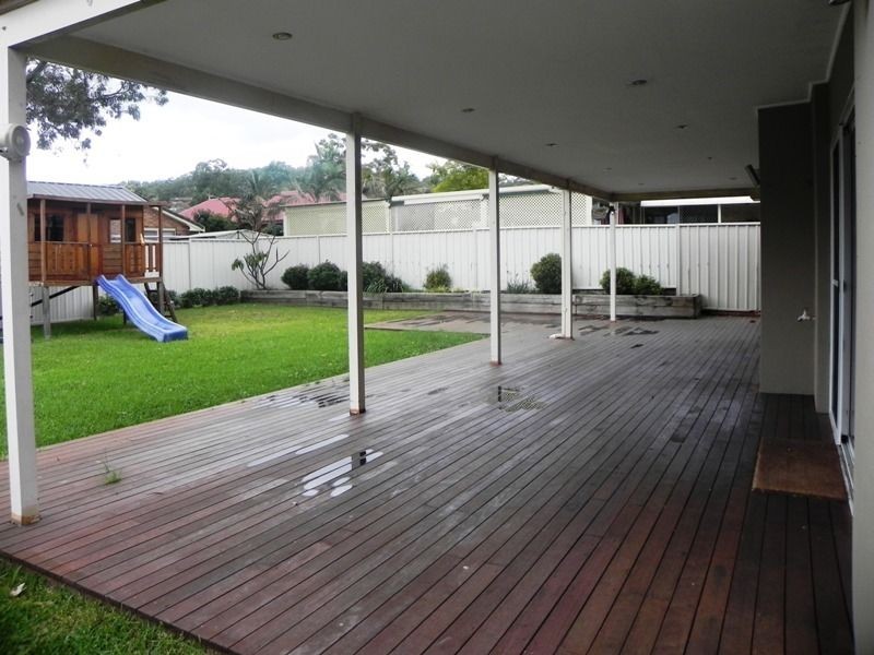 29 Charlotte Crescent, Albion Park NSW 2527