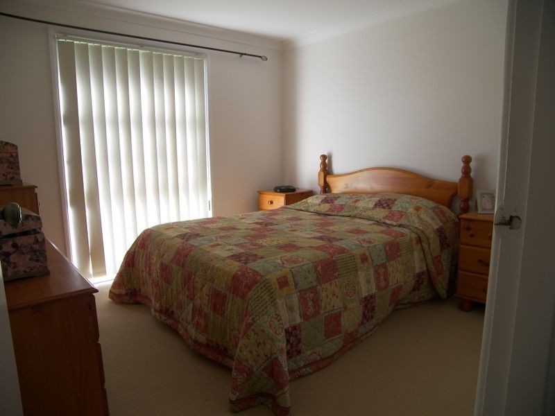 71 Deakin Street, Oak Flats NSW 2529