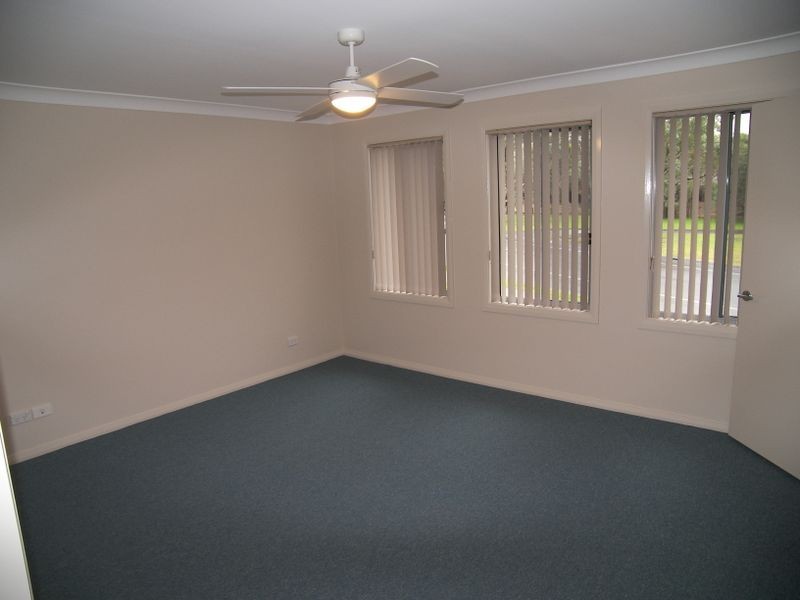 1/41 Wattle Road, Flinders NSW 2529