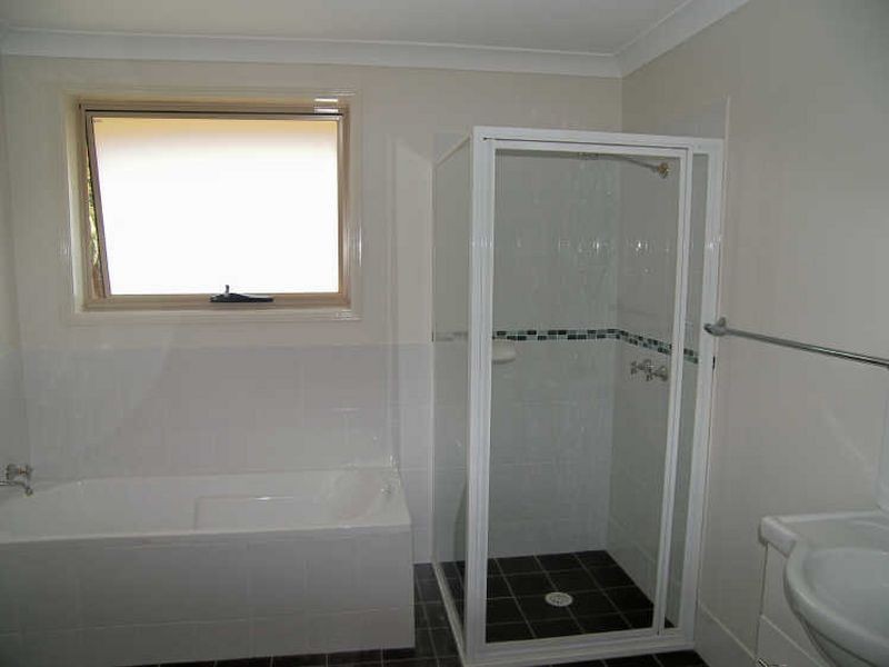 2/14 Koona Street, Albion Park Rail NSW 2527
